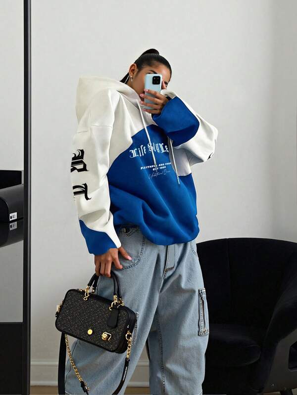 Rovax Gothic Alphabet Pattern Top,Contrast Color Hoodie,Streetwear Women,Y2k Tops,Fall Women Clothes,Y2k Clothes,Sister Outfit,Fashionable Now, Fashion Tops,Aesthetic Hoodie, Gift For Sister, Casual Minimalist Fashion Top