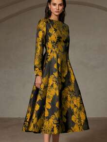 Revavyn Đầm xòe Jacquard cổ tròn tay dài phong cách cổ điển thanh lịch - Vàng - Xem 4