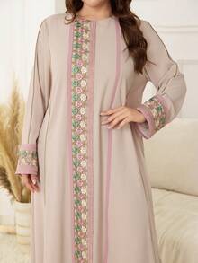 Al Najma Plus Size  Style Women Modest Long Sleeve Applique Decor Arabic Dress - Apricot - View 1