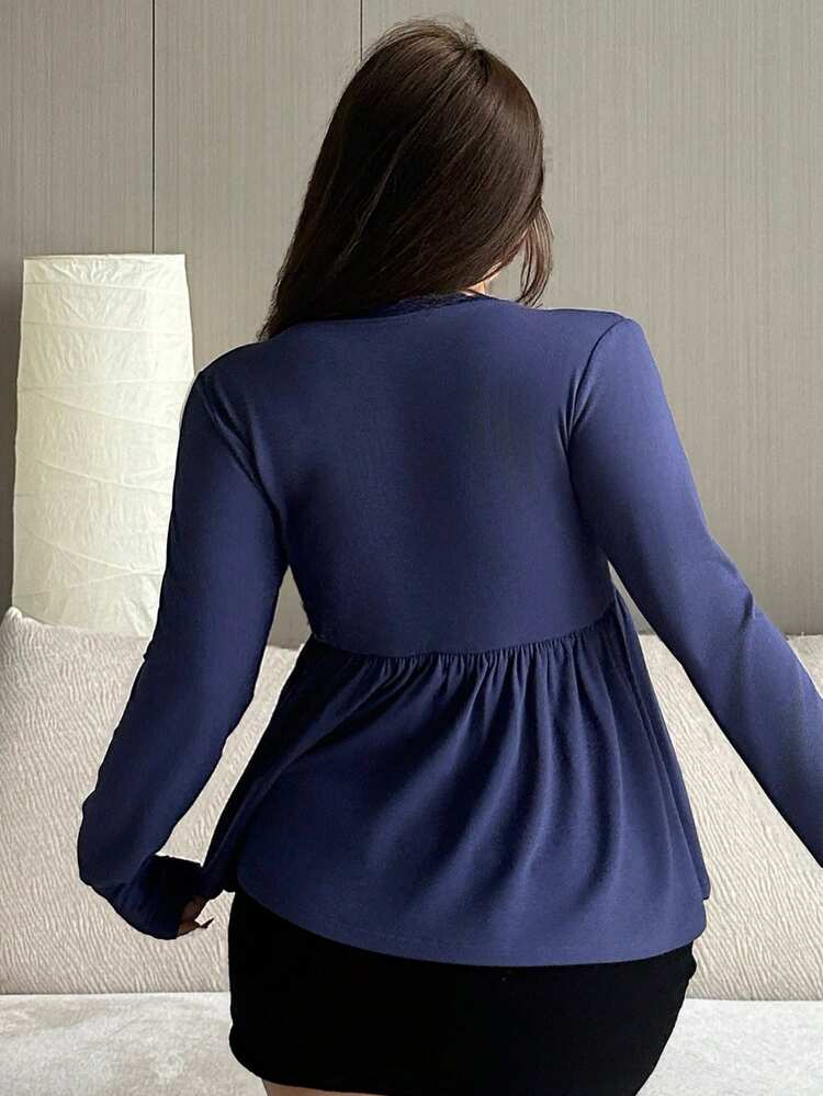 Dazy Plus V-Neck Waist Cinched Contrast Lace Sexy Long Sleeve Plus Size Women T-Shirt