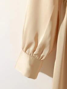 Chiquease 女士优雅通勤缎面领长袖衬衫裙，收腰修身剪裁，缎面面料，舒适顺滑，光泽亮丽，适合日常、正式场合、派对、度假和商务穿着，香槟色，秋冬款 - 杏色 - 查看 3