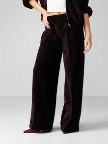 MISSGUIDED 灯芯绒质感阔腿高腰阔腿裤，适合秋冬季居家休闲穿着，舒适百搭。 - 棕色 - 查看 1