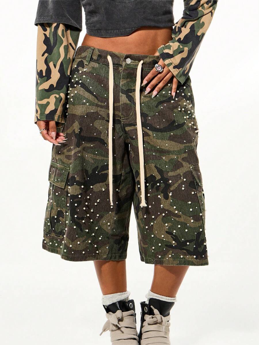 SUMWON WOMEN 迷彩工装短裤，饰以珍珠水钻，阔腿设计，适合夏季节日街头穿搭 - 彩色 - 查看 1