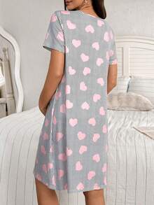 Moonlight&Mama 心形印花圆领单排扣口袋短袖孕妇睡裙 - 彩色 - 查看 2