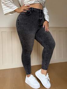 SHEIN CURVE+ Plus Size Women Pocket Skinny Casual Versatile Jeans, High-Waist Asymmetric Design Stretch Slim Denim Pants, Dark Wash, Summer, Casual, Everyday Flare Pants - Black - View 2