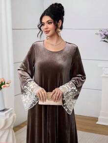 Al Najma 棕色刺绣网纱拼接长款开衫 - 棕色 - 查看 3