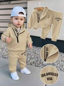 男婴字母印花连帽卫衣和松紧腰字母印花裤两件套，适合外出、休闲穿着，秋冬季节，男婴套装，灰色卫衣套装 - 卡其色 - 查看 5