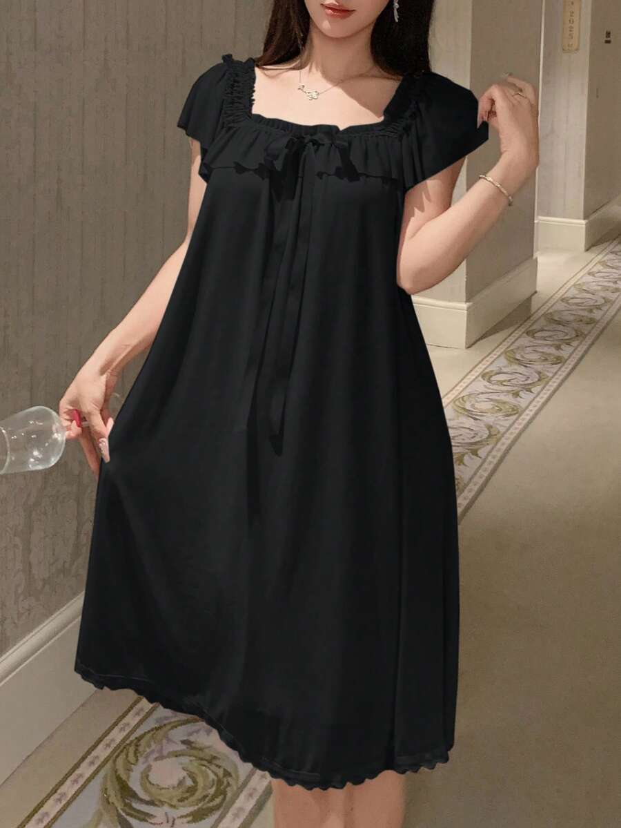 DAZY Váy ngủ lưới nhún bèo nhẹ nhàng cho nữ - màu đen - Xem 1