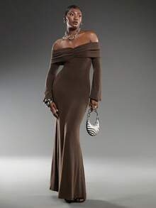Normani Women's Elegant Off-Shoulder Solid Color Dress, Suitable For Party - Coffee - View 2