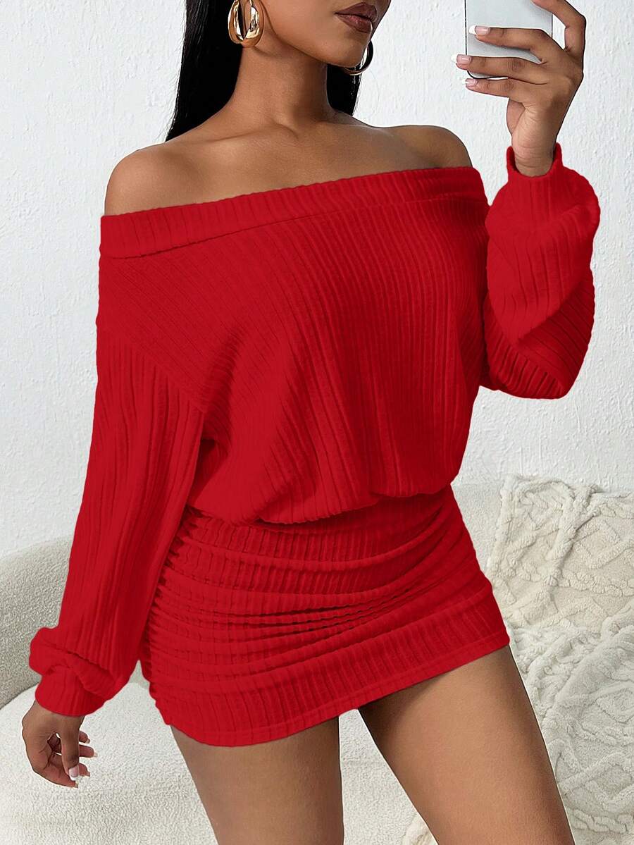SHEIN SXY 1 buah Gaun Mini Ketat Berkerut Warna Polos Tanpa Bahu, Gaun Merah untuk Wanita, Gaun Natal Lengan Panjang Tanpa Bahu Kasual Nyaman Ketat - Merah - View 1