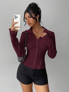 Aloruh 女士优雅百搭纯色白色短袖褶裥长袖衬衫，适合通勤、日常穿着、春夏穿着 - 酒紅色 - 查看 5