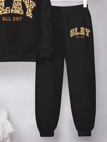 SHEIN Leap Crew 两件套少女复古豹纹印花休闲宽松圆领卫衣和运动裤，打造返校街头风，秋冬季舒适百搭，适合休闲、校园、户外、街头等各种场合。 - 彩色 - 查看 8