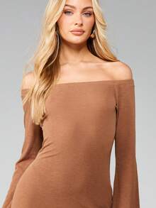 MISSGUIDED 露肩喇叭袖长款连衣裙 修身晚礼服 秋冬正式场合礼服 - 棕色 - 查看 6