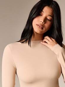 AiiRZ Long Sleeve Boat Neck Top Fall Winter Essential Pullover Fitted Basic Tee Autumn Layering Piece - Grey - View 4