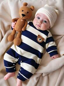 SHEIN 1pc Baby Boys' Colorblock Crew Neck Long Sleeve Jumpsuit, A Comfortable And Casual Jumpsuit Suitable For Baby Boys To Wear In Autumn, Spring And Winter. This Jumpsuit Is Not Only Suitable For Outdoor Play, But Also For Wearing At Home. This Versatile And Durable Jumpsuit Is Suitable For Various Occasions In Baby Boys' Daily Life, Keeping Them Fashionable And Comfortable In Autumn, Spring And Winter. - Multicolor - View 1