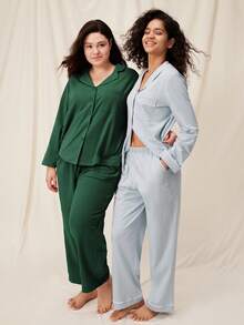 LUVLETTE Christmas & New Years Pajamas Plus Size Soft Brushed Cotton Basic PJ Set Women's Lounge Set Fall Pajamas - Green - View 5