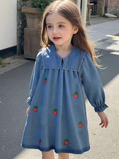 SHEIN 1件装少女彼得潘领灯笼袖复古牛仔连衣裙，韩版休闲宽松草莓刺绣水果可爱连衣裙，适合春秋冬日常穿着