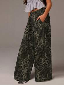 Athîral Street-Style Leopard Print Cargo Pants, All-Season Loose-Fitting Wide-Leg Straight-Leg Casual Pants, Camouflage Women's Pants, Low-Rise Women's Jeans, Wide-Leg Women's Pants, Millennial Women's Clothing, Retro Floor-Length Pants, Travel Women's Clothing, Winter Pants - Multicolor - View 5