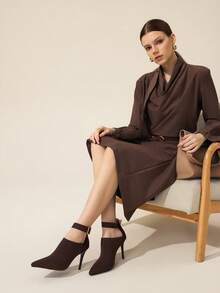 CUCCOO BASICS Damen Mode Kaffeefarbe Knöchelriemen Strickstoff Spitzschuh Stiletto Absatz Knöchel Stiefel, sexy für Dates, Partys, festliche Anlässe zu Weihnachten - Kaffeebraun - Übersicht 10