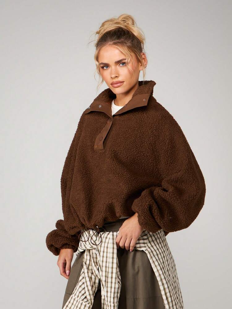 MISSGUIDED Veste courte en fourrure de mouton surdimensionnée avec fermeture éclair à mi-hauteur et ourlet ajustable avec cordon pour l'automne et l'hiver