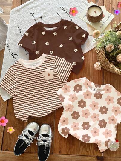 SHEIN 3 piezas Camisetas de manga corta de cuello redondo, de uso diario, para el hogar, vacaciones, en capas, cómodas y con estilo, con estampados florales, ideales para otoño y invierno, en colores crema, rayas marrones y flores marrones, para chicas jóvenes