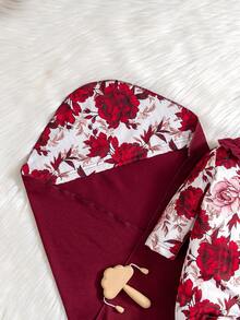 SHEIN 3 件套婴儿女孩优雅花卉印花长袖连体衣、头巾和披肩舒适家居服套装