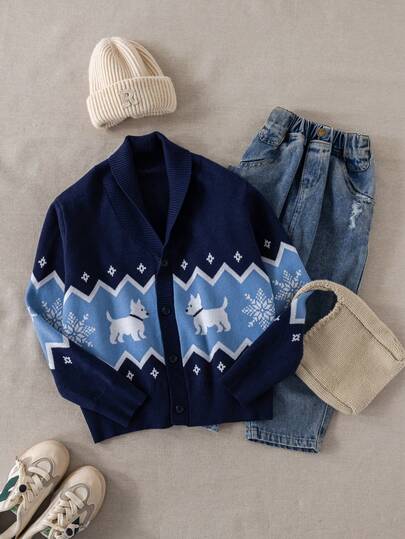 PrepCrw 1 st. Elegant skolstil, avslappnad urban hundgrafik, marinblå stickad kragejacka för tween-pojkar, lämplig för utflykter, sammankomster, skolstart, höst/vinter