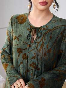 Al Najma 橄榄绿系带领针织提花宽松连衣裙 - 彩色 - 查看 8