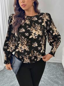SHEIN LUNE Chemise décontractée de grande taille à imprimé floral vintage avec col rond, garniture à volants et manches bouffantes. Top noir élégant. Collection de blouses chics pour femmes. Blouses élégantes pour femmes pour le Nouvel An, Noël, les vêtements pour femmes en hiver, le Thanksgiving. Blouse à manches longues à fleurs, blouse de soirée pour femmes. - Multicolore - Voir 8
