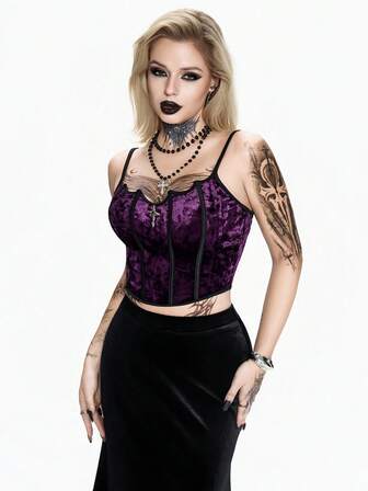 Breakform Camiseta de tirantes de terciopelo con contraste de color y decoración de cruz, elegante y sexy estilo gótico. Crop top ajustado y sexy de la cultura abaya.