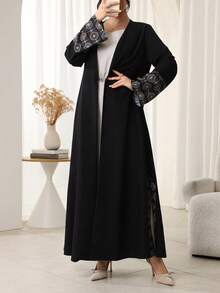 Al Najma 女士优雅印花拼接阿拉伯长袍 - 黑色 - 查看 4