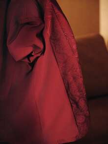 Anewsta 女士腰果色提花翻领长袖单排扣优雅西装外套 - 酒紅色 - 查看 8