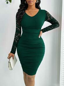 SHEIN Lady Trang phục dự tiệc cho nữ ngày lễ tình nhân, váy dạ hội, váy dự tiệc cho nữ, váy ngắn tay dài cổ chữ V, màu đen trơn, ren vá, ôm sát, váy ngắn cho nữ, váy ngắn - Màu xanh lá cây đậm - Xem 1