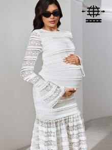MaterniWear Umstandskleid mit rundem Ausschnitt, Kontrast-Spitze, Rüschenärmeln und figurbetontem, elegantem Schnitt - Aprikosenfarben - Übersicht 7