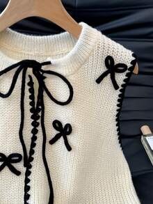 SHEIN Frenchy 新款秋冬撞色狗牙纹蝴蝶结刺绣针织背心，女士休闲蝴蝶结服饰，可爱开衫，蝴蝶结开衫，女士蝴蝶结开衫 - 杏色 - 查看 3
