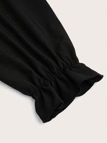 Sweetra 休闲优雅复古甜美宫廷风提花不规则下摆泡泡袖心形领A字中长连衣裙，大码女装 - 黑色 - 查看 3