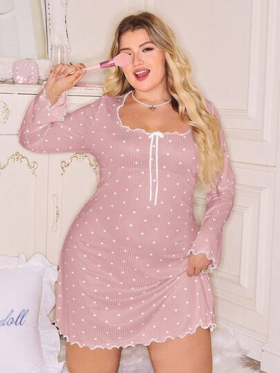 SHEIN Slumberry CURVE Camisón de invierno de talla grande con estampado de corazón, ribete de contraste y cómodo