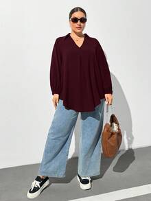 SHEIN Essnce Camisa de manga larga holgada y cómoda de cuello en V de color rojo púrpura para mujer talla grande, otoño e invierno, ropa de mujer, blusas de mujer, dinero viejo, casual de negocios, ropa de oficina para mujer, disfraces de mujer, blusas de mujer, regreso a casa, maestro, blusas de trabajo