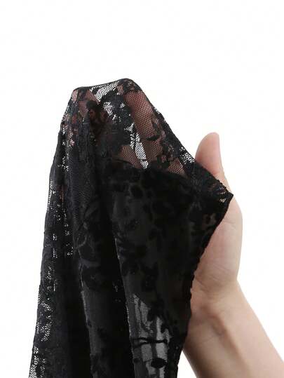 DelicateAllure able, Elegante Verleidelijke Spaghetti Strap Hollow Neck Doorschijnende Women Nightgown Sleep Dress Lingerie Babydoll Kanten view 12