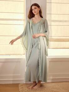 MOTF PREMIUM CONTRAST LACE BIAS CUT CAMI DRESS & FLARE SLEEVE ROBE PAJAMA SET - Green - View 4