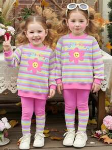 SHEIN Happikins 可爱彩色条纹套头衫，甜美花朵图案，粉彩色系运动套装，柔软厚实的圆领长袖卫衣和打底裤套装，适合女宝宝，秋冬季户外休闲街头风，复古百搭，舒适透气，秋季叠穿，女宝宝图案服装，秋冬服装，2000年代风格，Y2K服装，韩版风格 - 彩色 - 查看 4