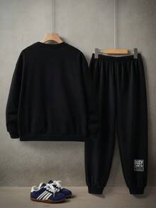 Transformers X SHEIN Set de sudadera y pantalón de chándal de punto con estampado de robot de cuello redondo y hombros caídos para niño preadolescente - Negro - Ver 2