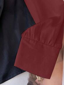 Franclia Blus Wanita Elegan dengan Detail Leher V, Lengan Panjang, dan Hiasan Kancing Warna Kontras, Musim Semi/Musim Gugur - Burgundy - View 4