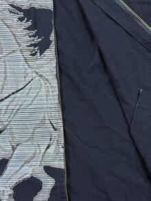 RivetRise Jaqueta Denim de Manga Longa Oversized com Estampa Digital Azul Lavada Premium, Estilo Americano Vintage para Passeio, Trabalho e Cowboy - Azul - Visão 6