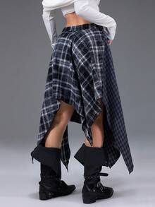 Bloopia 复古美式摇滚叛逆 EMO 朋克甜美酷炫时尚百搭日常通勤热销女装秋冬万圣节哥特风黑灰撞色雪花格子拼接不对称下摆设计半身裙 - 彩色 - 查看 2