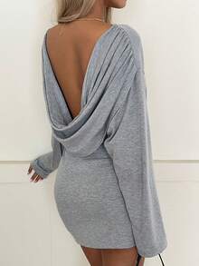 SHEIN EZwear Vestido corto casual de mujer de manga larga y espalda descubierta de punto gris