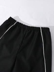 SHEIN ChillGRL 两件套少女休闲拼接设计T恤上衣+工装裤套装，适合日常休闲、外出、街头风格，女童套装，79星印花白色T恤+黑色针织裤 - 黑色 - 查看 6