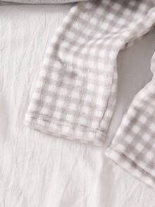 男婴灰色格子长袖睡衣套装