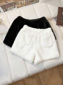 Franclia Pantalones cortos de mujer talla grande de nueva temporada de otoño/invierno de felpa de visón y lana, pantalones anchos de línea A, se pueden usar con botas de pelo, conjunto de pantalones cortos elegante y versátil