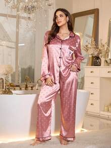 SHEIN MuseNap CURVE Plus Size Faux Silk Jacquard Heart Embroidery Pocket Loose Fit Long Sleeve Top And Pants Pajama Set, Light Pink, Fall & Winter Clothes - Dusty Pink - View 2